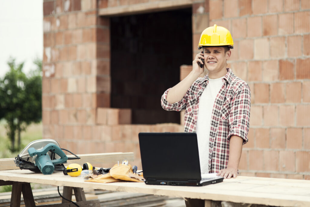 The Role of a General Contractor in Custom Home Builds in Phoenix, AZ